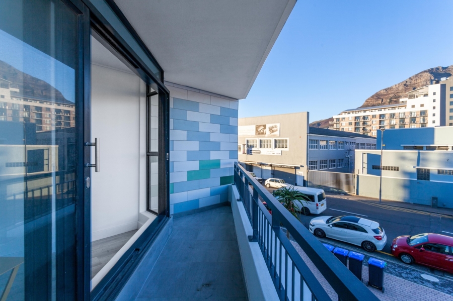 1 Bedroom Property for Sale in Woodstock Western Cape